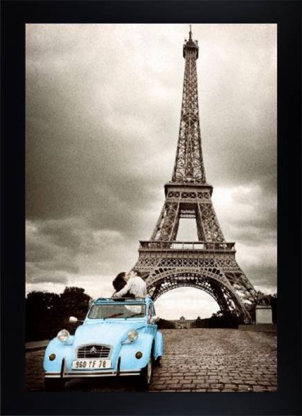 Paris Eiffel Tower Kiss